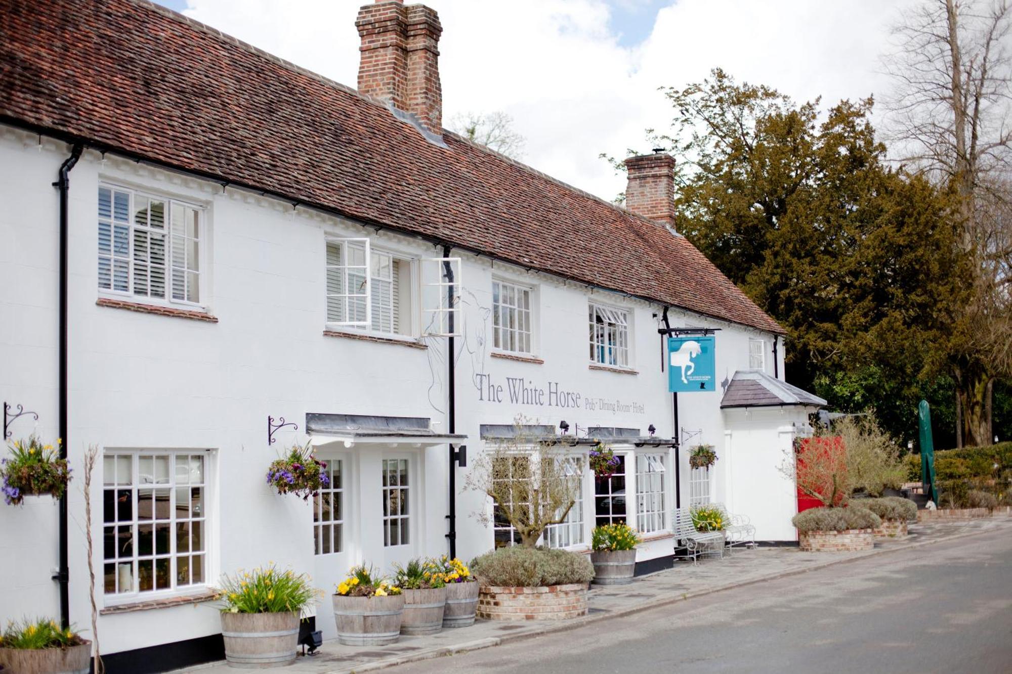 Hotel The White Horse Chilgrove Exterior foto